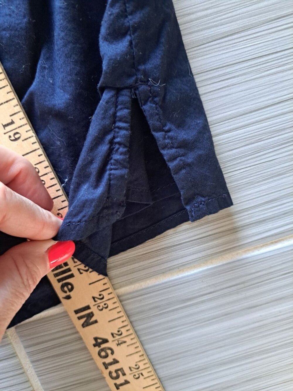 Talbots Petites Navy Heavily Embroidered Floral Blouse M/P Cotton Short Sleeve - Picture 7 of 10